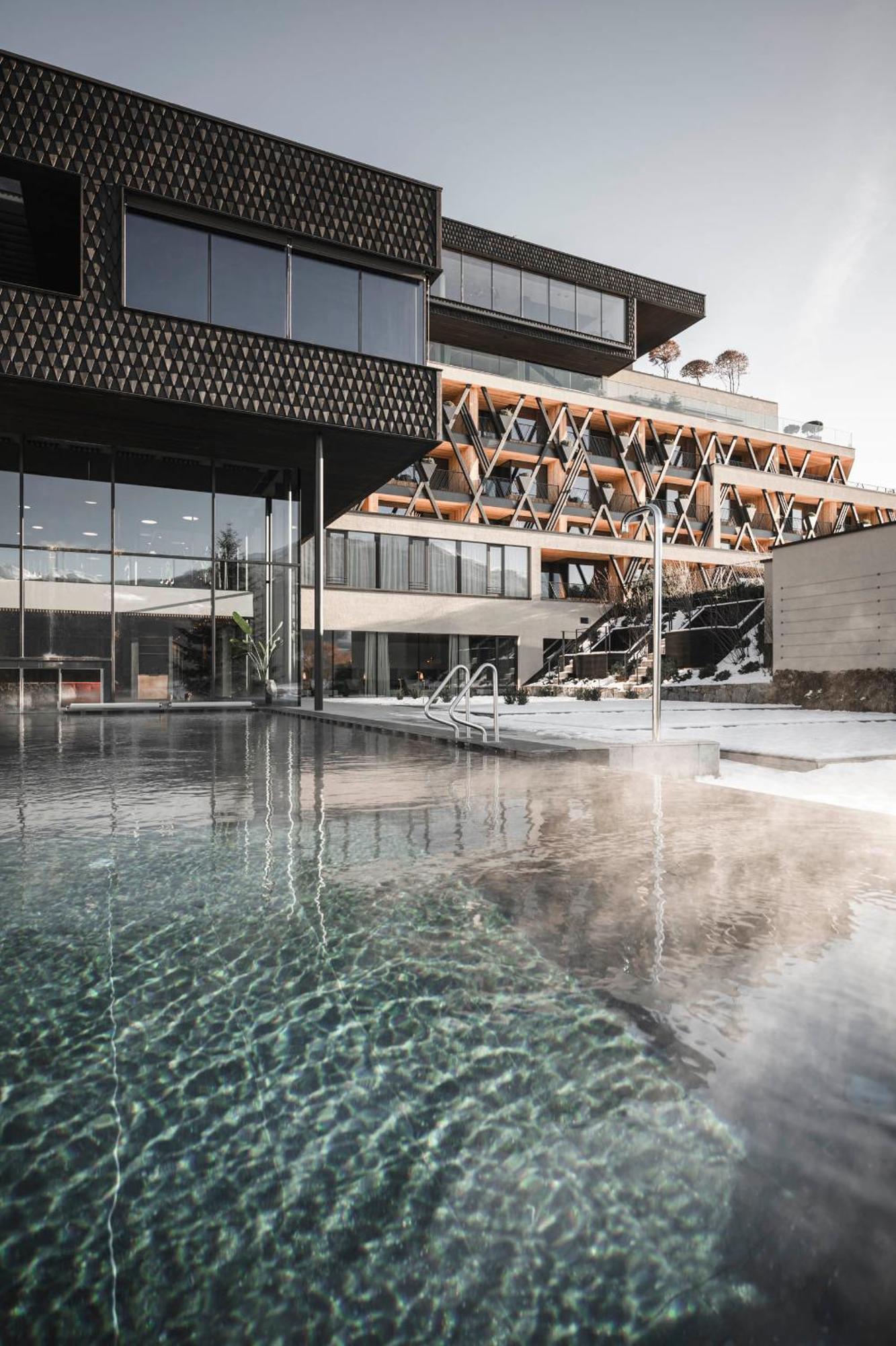 Santre Dolomythic Home Брессаноне Экстерьер фото The thermal spa